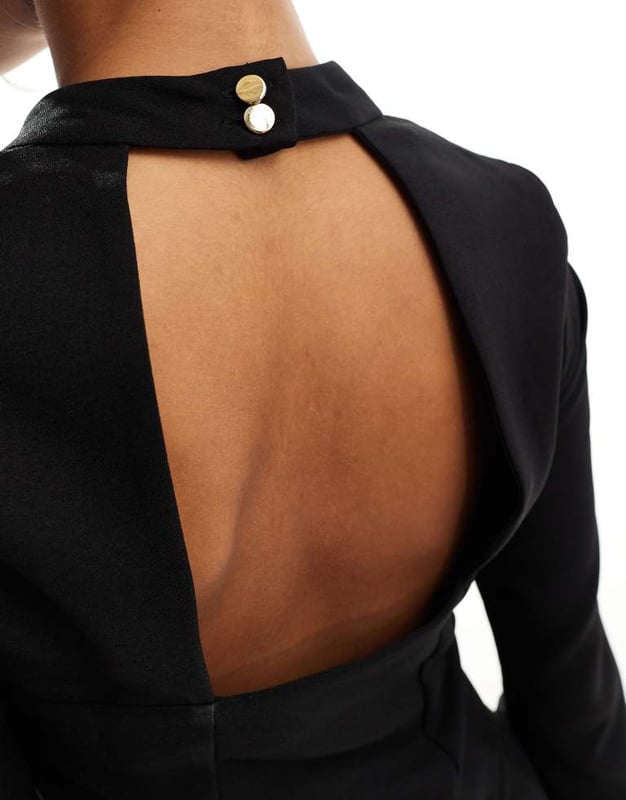 Tops by Closet London Part of a co-ord set Bottoms sold separately High neck Long sleeves Button-keyhole back Cropped length Regular fitSold By: Asos