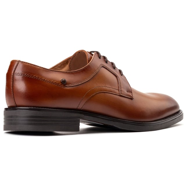Base London Sleeve Leather Men's Tan Lace-Up Shoes Step up your office game with the Sleeve derby shoe. Crafted with sleek leather uppers, a four-lace closure, and Ortholite insole comfort, its slim sole ensures you stay sharp and steady - because confidence starts from the ground up.