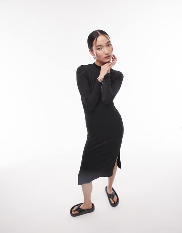 Dresses by Topshop Welcome to the next phase of Topshop High neck Long sleeves Open back Side splits Slim fitSold By: Asos