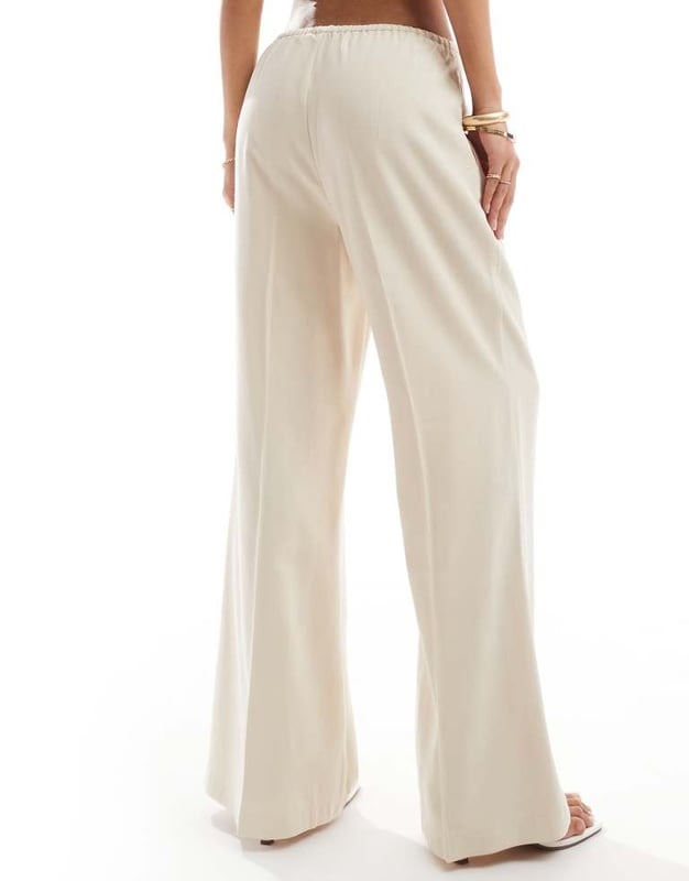 Trousers & Leggings by Vero Moda Part of a co-ord set Waistcoat sold separately High rise Elasticated waistband Side pockets Wide legSold By: Asos