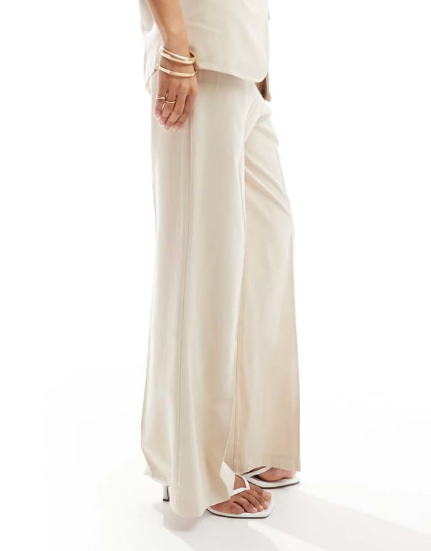 Trousers & Leggings by Vero Moda Part of a co-ord set Waistcoat sold separately High rise Elasticated waistband Side pockets Wide legSold By: Asos