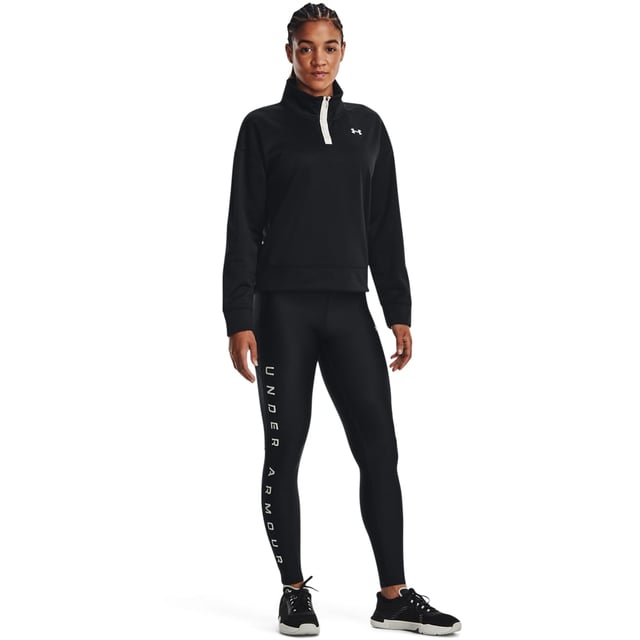 Womens Under Armour Reflective Quarter Zip Top in black.- Stand-up collar.- Long sleeves with ribbed cuffs.- Quarter zip fastening.- 4-way stretch construction moves better in every direction- Ref: 1371627-001