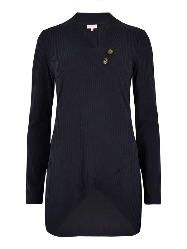 Kombinieren Sie Komfort und Stil mit diesem Tunika-Top aus Rippenstrick. Es ist lang geschnitten, hat einen V-Ausschnitt mit Zierknöpfen und einen Wickelsaum.