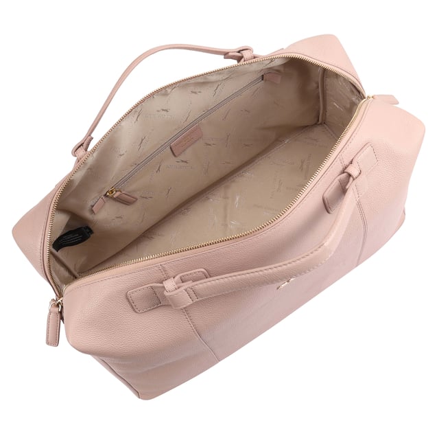 This Paul Costelloe ODELIA Weekend/Duffle Bag benefits from having top handles and an adjustable shoulder strap so you can wear it however you find most comfortable! Roomy enough for all your overnight essentials. It is sturdy yet light to carry. Perfect for long weekend stay or as a hospital bag for you and the new baby. Designed with one large main compartment as well as a secure interior pockets, it can hold all your essentials with ease.