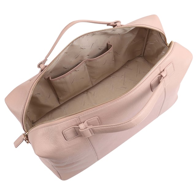 This Paul Costelloe ODELIA Weekend/Duffle Bag benefits from having top handles and an adjustable shoulder strap so you can wear it however you find most comfortable! Roomy enough for all your overnight essentials. It is sturdy yet light to carry. Perfect for long weekend stay or as a hospital bag for you and the new baby. Designed with one large main compartment as well as a secure interior pockets, it can hold all your essentials with ease.