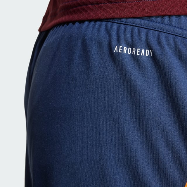 Classic AS Roma with a modern twist. These adidas third kit shorts borrow colours from iconic club kits before applying a contemporary finish for a football look that fits in everywhere. A 1930s-era badge is the star of the show. But it's the 21st-century AEROREADY tech working in the background that makes them feel as good as they look.This product is made with 100% recycled materials. By reusing materials that have already been created, adidas help to reduce waste and our reliance on finite resources and reduce the footprint of the products adidas make.  - Regular fit - Drawcord on elastic waist - 100% polyester (recycled) - AEROREADY - AS Roma woven crest  Shipped by adidas