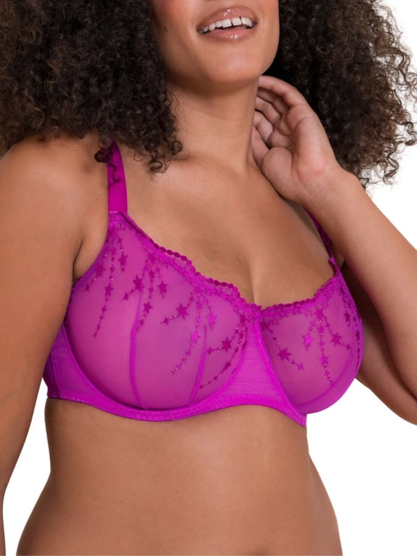 Stardust Balcony Bra Curvy Kate Stardust Balcony Bra. Non padded balcony with darted vertical seams, elastic edging, shimmering star embroidery and sheer cups . The product is recommended for hand wash only.