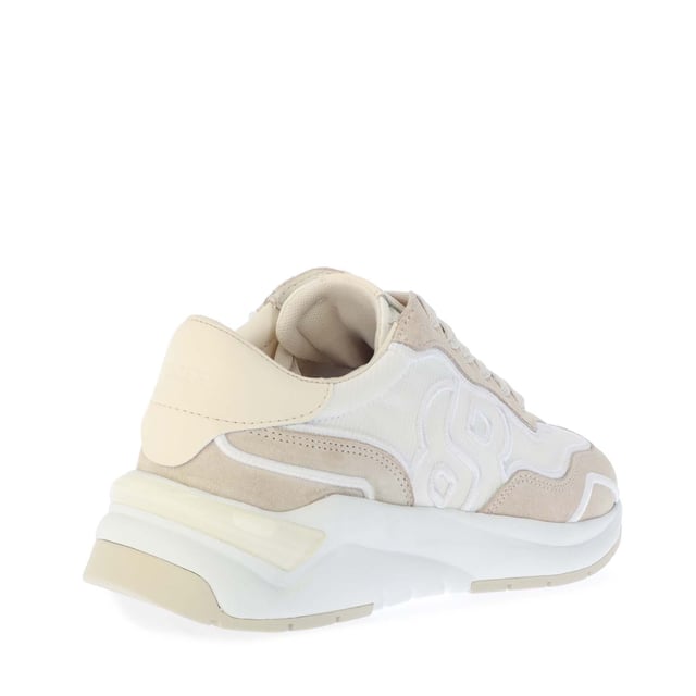 Als een merk dat vakmanschap en verfijning hoog in het vaandel heeft staan, belichamen deze Skylar Trainers perfect deze kernwaarden terwijl ze toch on-trend blijven. De Skylar Trainers zijn vakkundig gemaakt van synthetisch materiaal voor het bovenwerk, duurzaam rubber voor de zool en een comfortabele stoffen voering die ademend en comfortabel is, zodat je overal met vertrouwen kunt stappen. Ontworpen in een opvallende reeks van gekleurde panelen doorspekt met boss branding straalt dit paar high-end allure uit die zorgt voor een prestigieuze afwerking.