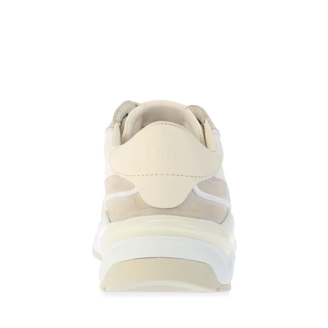 Als een merk dat vakmanschap en verfijning hoog in het vaandel heeft staan, belichamen deze Skylar Trainers perfect deze kernwaarden terwijl ze toch on-trend blijven. De Skylar Trainers zijn vakkundig gemaakt van synthetisch materiaal voor het bovenwerk, duurzaam rubber voor de zool en een comfortabele stoffen voering die ademend en comfortabel is, zodat je overal met vertrouwen kunt stappen. Ontworpen in een opvallende reeks van gekleurde panelen doorspekt met boss branding straalt dit paar high-end allure uit die zorgt voor een prestigieuze afwerking.