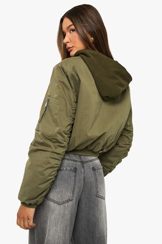 Wrap up in the latest coats and jackets and get out-there with your outerwearBreathe life into your new season layering with the latest coats and jackets from boohoo. Supersize your silhouette in a padded jacket, stick to sporty styling with a bomber, or protect yourself from the elements in a plastic raincoat. For a more luxe layering piece, faux fur coats come in fondant shades and longline duster coats give your look an androgynous edge.