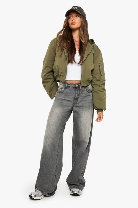 Wrap up in the latest coats and jackets and get out-there with your outerwearBreathe life into your new season layering with the latest coats and jackets from boohoo. Supersize your silhouette in a padded jacket, stick to sporty styling with a bomber, or protect yourself from the elements in a plastic raincoat. For a more luxe layering piece, faux fur coats come in fondant shades and longline duster coats give your look an androgynous edge.