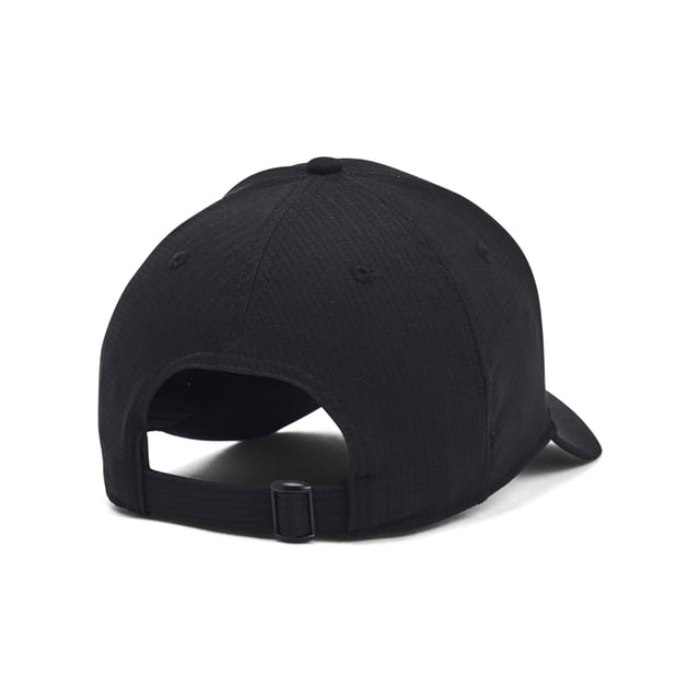 Adjustable strap closure.UA Low: Classic low-profile baseball cap with structured front panel—maintains contact with head.ArmourVent® Technology delivers ultimate breathability in a light  stretchy  durable & fast-drying fabric.Iso-Chill sweatband helps disperse body heat  making it feel cool to the touch.