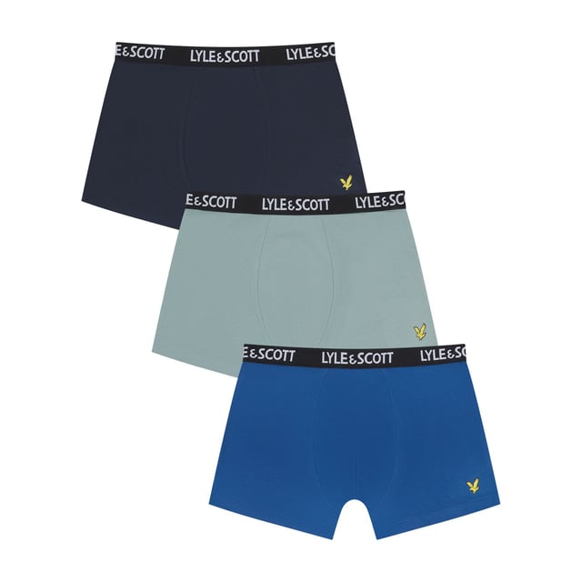 Lyle and Scott 3 Pack of Core Trunks.- Branded elasticated waistband.- Cotton stretch.- 95% Cotton, 5% Elastane. Ref: MARKUS126.