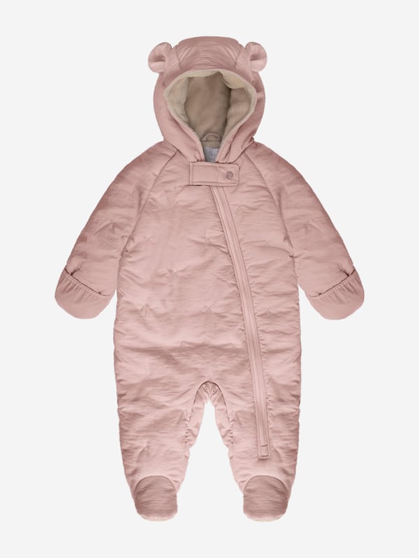 The Snowsuit Bebe - Airy by 7AM is a lightweight yet ultra-warm winter essential for your baby. Designed to keep little ones cosy during cold weather, this snowsuit features premium insulation and a soft, plush lining for maximum comfort. The soft, airy outer shell and ergonomic design allows for easy movement and flexibility. With fold-over mitt sleeves and booties, plus a diagonal zipper, dressing your baby for winter outings is simple and stress-free. It combines warmth, practicality, and style, making it the perfect choice for keeping your baby snug during outdoor adventures. Adapts to Bassinet, Baby Carrier and Stroller Integrated Footie Footie is Not Removable. Comfy Roomy Cotton-Lined Hood Ultra-Soft Premium Insulation Breathable 100 Cotton Jersey Lining Temperature Rating 50F10C 60 x 39 x 5cm Machine Washable Shell 100 Polyester, Lining 100 Cotton, Filling 100 Polyester