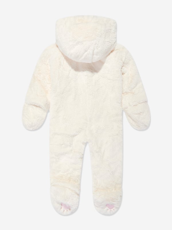 Wrap your little one in luxury with the Baby Faux Fur Snowsuit in Ivory by Guess. Designed for warmth and elegance during AW2024, this piece is perfect for any baby's cold-weather outings. Here's why it's the ultimate addition to their wardrobe Luxurious Faux Fur High-quality, soft ivory faux fur ensures comfort and warmth. Elegant Design Chic ivory complements any event, making it ideal for both casual and formal occasions. Unisex Style Perfectly suits Baby, Baby Boy, Baby Girl, Boy, and Girl. Revamp their wardrobe with this exquisite snowsuit from Guessstyle and comfort that stands out!
