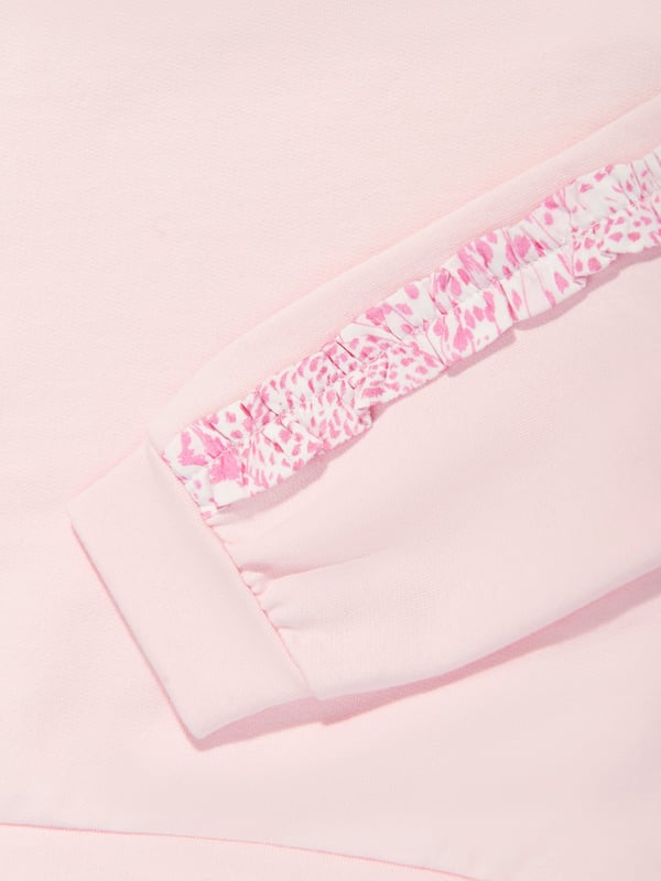 Introducing the exquisite Baby Girls Logo Sweatshirt in Pink by Roberto Cavalli, a splendid addition to any young wardrobe for SS2025. Essential features include Italian Craftsmanship Elegantly assembled in Italy, guaranteeing premium quality and longevity. Signature Print Features a delightful, stylish print that ensures your little one is always in vogue. Luxurious Comfort Constructed with superior fabrics for the utmost comfort during playful days. Ideal for the upcoming SS2025 season.Embrace timeless elegance for your baby with Roberto Cavalli's pink logo sweatshirt. Order now for fashion-forward elegance.