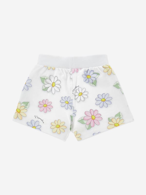 Introducing the exquisite Baby Girls Daisy Print Shorts in White by Monnalisa, a quintessential addition for the SS2025 season. Perfect for your baby or little girl, these shorts blend timeless elegance with playful charm. Key features include Charming Daisy Motif Enliven her wardrobe with the delightful daisy print, precisely crafted to capture the essence of spring and summer cheer. Luxurious Comfort Crafted from superior fabric, these shorts promise a soft and soothing feel, ensuring all-day comfort. Impeccable Style Monnalisas attention to detail ensures a chic and fashionable silhouette, ideal for seasonal soirees or casual outings.Revive her collection with the Baby Girls Daisy Print Shorts in White. Shop now and make your little one the epitome of style this SS2025!