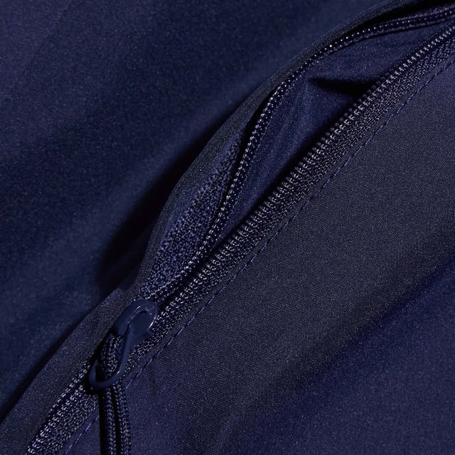 Single point adjustment hood.Full zip fastening.Secure pockets  always a win for keeping your odds and ends zipped up and safe.Half elasticated cuffs and a single hem adjustment for freedom of movement.Hydroshell® - Waterproof. Breathable. Lightweight.
