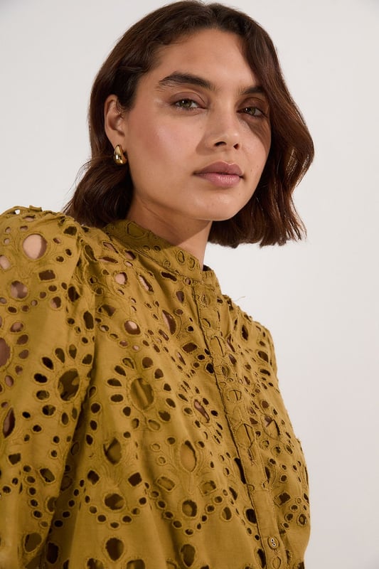 Cotton Broderie Woven Short Sleeve Blouse
