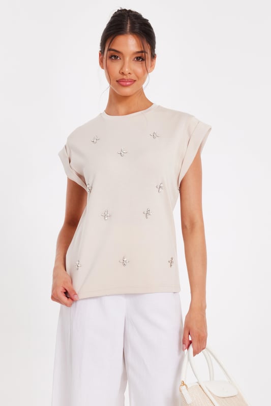 - Cap sleeves - Boxy fit - Longline - Model height: 5'8" - Model wears uk 8 / us 4 / eur 36 - Always check the wash care label - Cool hand wash with mild detergent