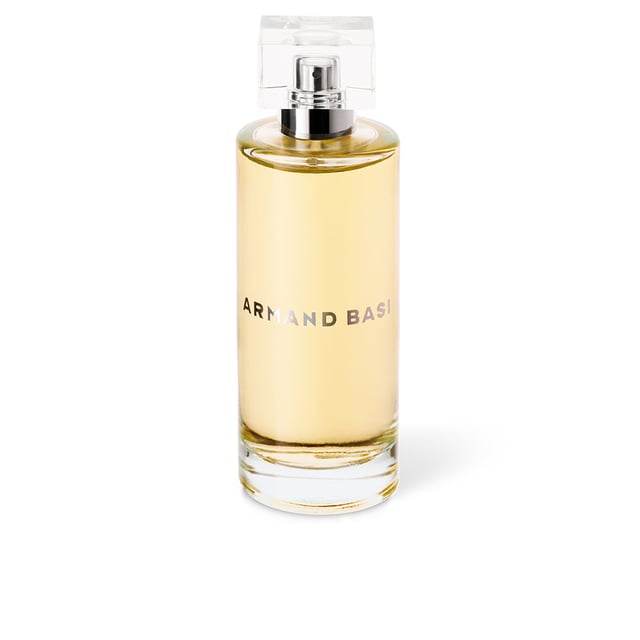 Armand Basi Color Stories Neroli Edt Vapo 100 ml Armand Basi Colors es la nueva colección de fragancias femeninas de Armand Basi, caracterizada por los elementos tradicionales de la marca: el diseño clásico y lineal, los colores femeninos. Es una colección de fragancias frescas basadas en flores. Un universo olfativo muy adecuado al mercado español, con la rosa, y el nerolí. El nombre de la colección Colors, que refleja las tonalidades de las flores en el diseño del packaging, elegante y femenino.