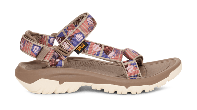 TEVA WOMENS HURRICANE XLT2 SUNSET SIMPLY TAUPE An infinitely versatile sandal, the Hurricane XLT2 is outfitted for grippy traction while keeping you comfortable. Employing 100% REPREVE® recycled polyester straps and supportive midsole, our iconic sport sandal is up for any adventure.