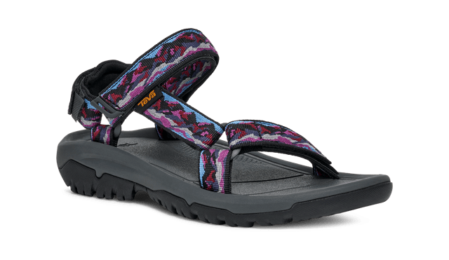 An infinitely versatile sandal, the Hurricane XLT2 is outfitted for grippy traction while keeping you comfortable. Employing 100% REPREVE® recycled polyester straps and supportive midsole, our iconic sport sandal is up for any adventure.
