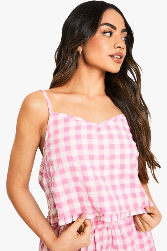Take nights in up a notch with our silky soft sleepwearYou'll be saying no to nights out when you see our snuggle-worthy sleepwear and luxe loungewear. Cosy up in a co-ordinating pyjama set, drift off in a night dress or go for slumber party success in a statement onesie. Catch your beauty sleep in the best basics from boohoo.