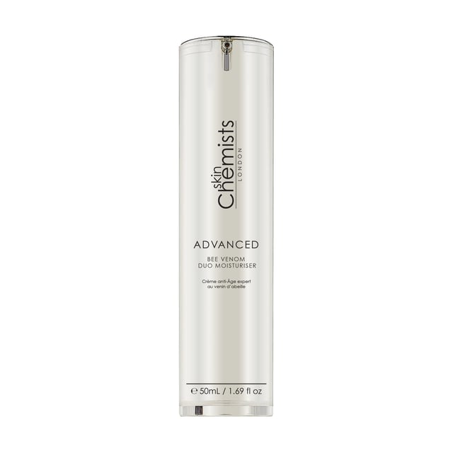 Discover our Advanced Bee Venom Duo Moisturiser, the ultimate daily luxury for achieving smooth, plump, and youthful skin. This expertly crafted formula is suitable for all skin types and is infused with bee venom, essential vitamins, and antioxidants to instantly hydrate and revitalise your complexion. Say goodbye to fine lines and dullness as this lightweight moisturiser blurs imperfections for a radiant look, absorbing quickly and making it perfect for use under makeup. Apply morning and night for best results, and enjoy the peace of mind knowing it is vegan, cruelty-free, and dermatologist-approved, free from parabens, sulfates, and artificial fragrances. Elevate your skincare routine and experience the luxurious difference today!