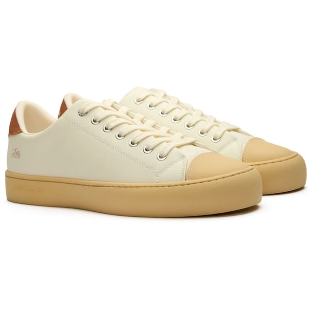 Meet Good News Slimer, the retro-inspired sneaker with a contemporary twist. Crafted for those who appreciate both style and substance, these kicks feature an ultra-comfortable footbed and durable construction that won't let you down. Their distinctive silhouette pairs effortlessly with casual outfits, while the brand's commitment to ethical practices means you can feel good about your fashion choices. Whether running errands or meeting friends, Slimer delivers that perfect balance of laid-back cool and everyday practicality.
