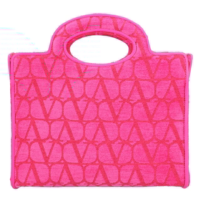 - Dimensions: Width: 35.5 cm, Height: 28 cm, Depth: 14 cm, Strap: 48 cm, Handle: 5.5 cm
- VLogo print
- Removable interior pocket
- Rigid handles and removable shoulder strap
- Platinum finish metal parts
- Made in Italy Measurments:  width: 355 mm height: 280 mm strap length: 480 mm handle drop: 55 mm