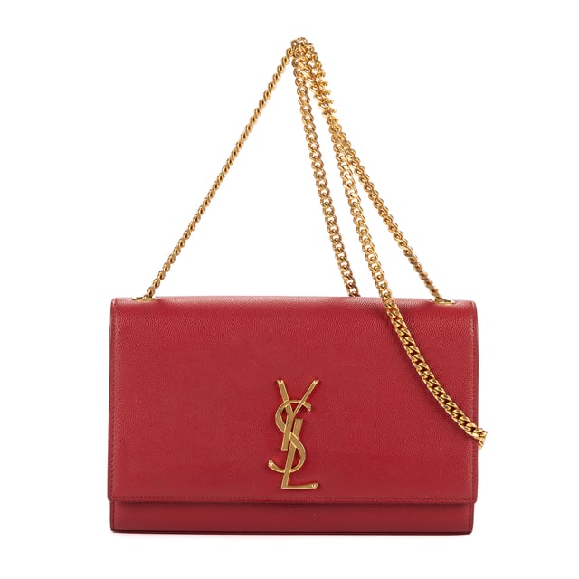 Yves Saint Laurent Bolsas Kate Medium Bolso bandolera en Borgoña Piel de becerro y Oro hardware. El producto esta en Perfectas Condiciones (AA).
  Dimensiones: 24x15x5 cm 
  Accesorios incluidos: None
  Notas de Hardware: Arañazos
  BrandCo Paris encuentra artículos raros y en las mejores condiciones a precios increíbles. ¡Vale la pena tener paciencia! Compra con confianza: todos los artículos de BrandCo Paris son seleccionados y autenticados cuidadosamente por nuestro equipo de expertos.
  Todos los artículos vienen con un certificado de autenticidad y un embalaje entregado por BrandCo Paris.
  Tabla de clasificación de la condición del artículo
  N (como nuevo)
  AA (perfecto estado)
  A (excelente estado)
  AB (muy buen estado)
  B (bueno/regular)