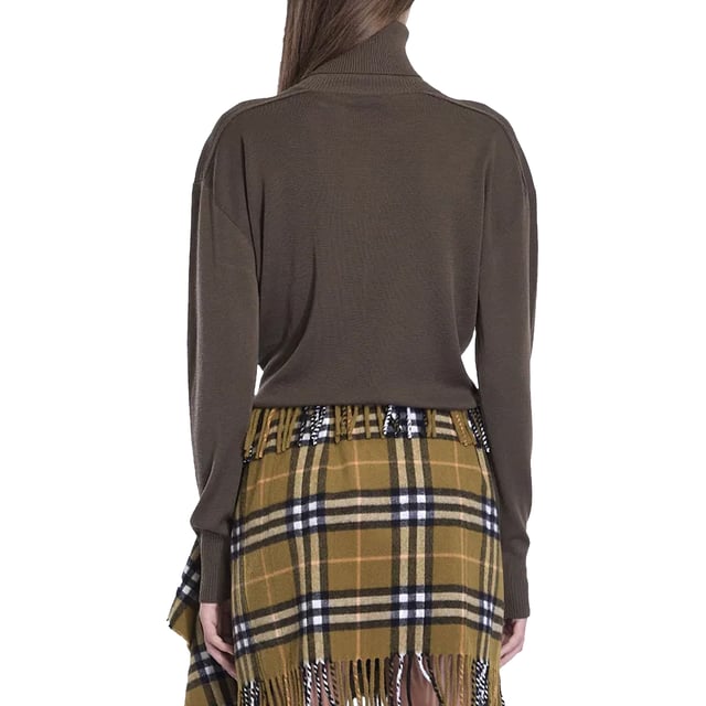 Composition: 100% Wool  

Long sleeves
Dry clean
Features Equestrian Knight
Exposed shoulder stitching and ribbed trims
Made in Romania
Gender: WOMEN
Product code: 8095114_A1336
Code: KNT BB 2 TN FW24 12718