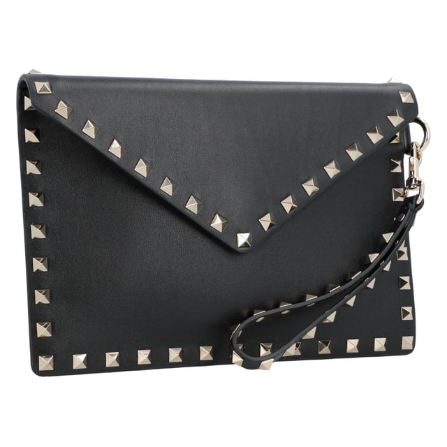 - Rockstud pouch
- Platinum-finish studs
- Magnetic clasp closure
- Made In Italy
- SS24
- Calfskin
- Dimensions: Width: 22.5cm, Height: 15.5cm Measurments:  width: 225 mm height: 155 mm