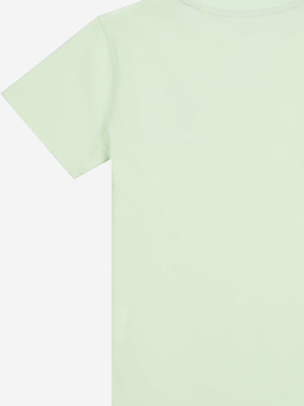 Introducing the striking New Balance Apparel Girls Athletics Tennis Cartoon Graphic T-Shirt in a fresh green hue an SS2025 essential. Here's why it's a wardrobe must-have Eye-catching Design Features a lively tennis-inspired cartoon graphic, sure to captivate and charm. Luxe Comfort Crafted from premium fabrics for unparalleled softness and wearability. Vibrant Green A lush, verdant shade that complements any outfit, perfect for sporty chic. Elevate your girls style this season. Shop now and inspire fashion-forward flair!