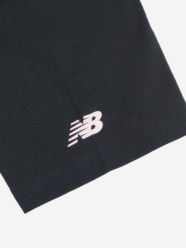 Discover the chic New Balance Apparel Girls Fitness Centre Illustrated Graphic T-Shirt in Black, a quintessential addition for SS2025. Elegant stylish, heres why its essential Vibrant Illustration Features a captivating graphic, perfect to uplift any day's attire. Luxurious Comfort Crafted from premium fabrics, ensuring all-day ease for your girl. Versatile Black A timeless hue that offers endless pairing possibilities.Elevate her wardrobe with this stunning piece today!