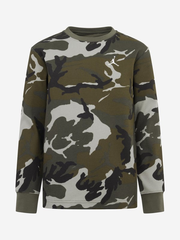 Introducing the Boys MJ Brooklyn Camo T-Shirt in Green by Jordana quintessential addition to your boy's AutumnWinter 2024 wardrobe. Crafted for comfort and style, here's why it stands out Distinctive Camo Design Fuses urban flair with classic camouflage, perfect for trendsetting youngsters. Luxurious Comfort Constructed with premium, soft fabrics that ensure all-day ease and durability. Versatile Green Hue A vibrant, yet earthy shade of green that complements various outfits. Elevate your boy's fashion ensemble with this stylish, top-tier garment. Place your order today!