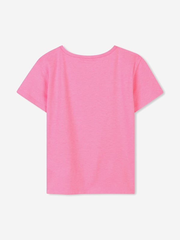 Dress her days in whimsy with the Billieblush Girls Pineapple T-Shirt in Pink, a radiant addition for SS2025. Here's why it's the treasure of the season Charming Pink Hue Drenched in a delightful pink that captures the essence of youth and joy. Playful Pineapple Motif A vibrant and cheerful pineapple design sets this t-shirt apart, ensuring your little one is the trendsetter in any gathering. Luxury Comfort Crafted from premium materials that promise softness and comfort, ideal for her daily escapades. Versatile Styling Perfectly pairs with skirts or trousers, making it a versatile staple in her wardrobe.A must-have for the discerning young fashionistaorder now and watch her flourish in style!
