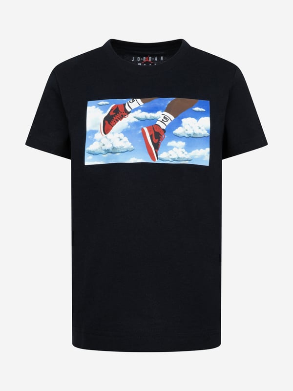 Elevate your young gent's wardrobe with the Boys Jordan In Flight T-Shirt in Black. An exquisite offering for AW2024, this designer piece perfectly blends high-end fashion with practicality. Distinctive Jordan Design Embodies the iconic style with a sleek, monochrome palette. Premium Fabrication Crafted from luxurious, soft materials, ensuring all-day comfort. Versatile Style Ideal for both casual outings and sportier occasions.Refresh his look with sophistication this Jordan tee is a staple for style-savvy youth.