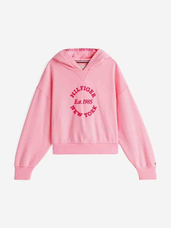 Introducing the exquisite Girls New York Hoodie in Pink by Tommy Hilfiger, a quintessential addition to any girl's wardrobe for SS2025. This designer hoodie embodies both flair and comfort, ensuring your little fashionista shines. Key features include Distinctive New York Chic Flaunting a vibrant pink hue inspired by the vivacious spirit of New York. Luxurious Comfort Crafted with premium fabrics, providing unparalleled softness wearability. Signature Hilfiger Style The iconic Tommy Hilfiger design merges tradition with trendy, setting your girl apart.Elevate her style this season with Tommy Hilfiger's Girls New York Hoodie in Pink.