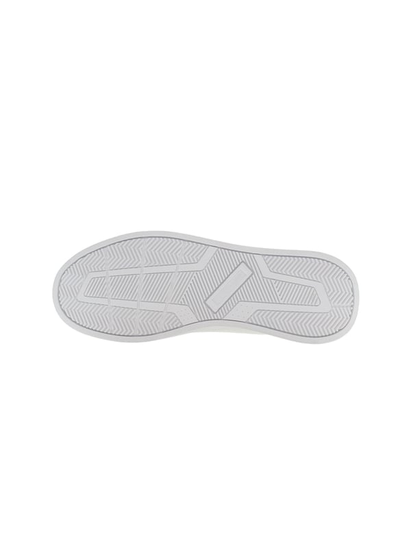 Die Herren-Sneaker von U.S. Polo Assn. überzeugen mit einem sportlich-eleganten Look und liebevollen Details wie dem seitlichen Label-Print und dem charakteristischen Badge auf der Zunge. Die klassische Schnürung sorgt für sicheren Halt, während gepolsterter Schaftrand und Innensohle ein angenehmes Tragegefühl bieten. Abgerundet wird das Design durch eine rutschfeste Gummilaufsohle, die sowohl im Alltag als auch in der Freizeit für Komfort und Stabilität sorgt.