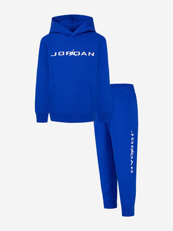 Introducing the Kids MJ Baseline Tracksuit in Blue by Jordan a quintessential addition to any stylish child's SS2025 wardrobe. Meticulously designed, this tracksuit combines functional elegance with modern aesthetics. Key features include Exquisite Craftsmanship Tailored with precision, offering unmatched comfort and durability. Iconic Jordan Design Featuring distinctive Jordan logos that capture the essence of sports luxe. Versatile Colour A vibrant blue shade that complements any ensemble perfectly.Elevate your child's style quotient with this chic tracksuit!