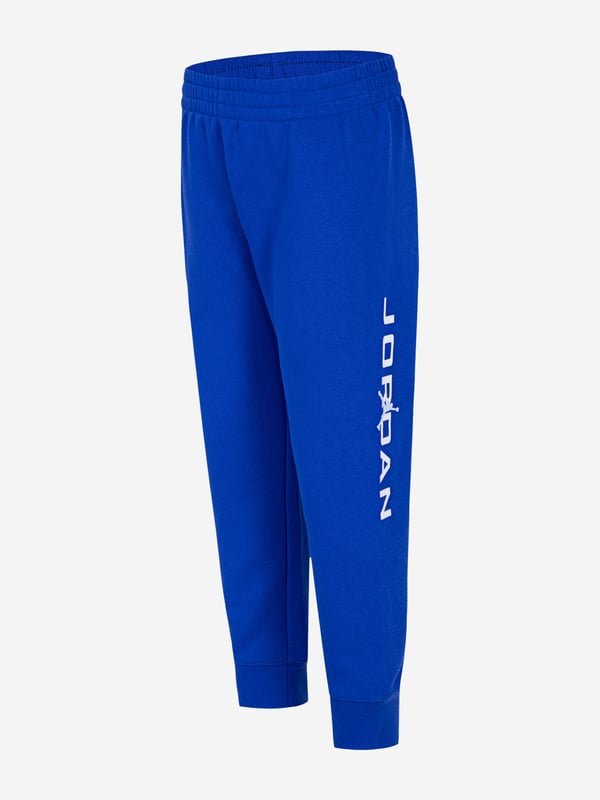 Introducing the Kids MJ Baseline Tracksuit in Blue by Jordan a quintessential addition to any stylish child's SS2025 wardrobe. Meticulously designed, this tracksuit combines functional elegance with modern aesthetics. Key features include Exquisite Craftsmanship Tailored with precision, offering unmatched comfort and durability. Iconic Jordan Design Featuring distinctive Jordan logos that capture the essence of sports luxe. Versatile Colour A vibrant blue shade that complements any ensemble perfectly.Elevate your child's style quotient with this chic tracksuit!