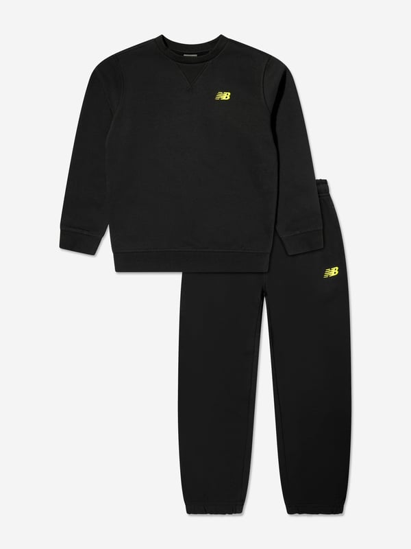 Introducing the New Balance Boys Brush Back Small Logo Tracksuit in Black, an essential addition to any young fashionista's AW2024 wardrobe. Perfectly blending luxury with practicality, heres why this tracksuit is an unmissable item Sleek Black Design Perfectly polished in a versatile black hue that complements any outfit. Subtle Logo Detailing The iconic New Balance logo is tastefully featured, showcasing brand prestige. Premium Comfort Crafted with soft, high-quality materials ensuring comfort for all-day wear. Durable Stylish Engineered to last and remain in style through the seasons.Elevate your boy's style by adding the Boys Brush Back Small Logo Tracksuit to your cart today!