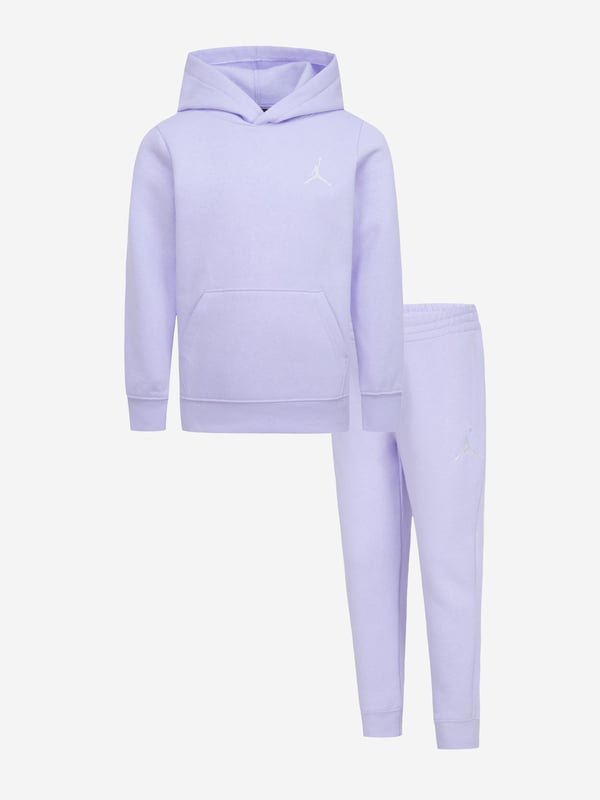 Introducing Jordan's Girls Essential Tracksuit in Purple, the perfect blend of fashion and functionality for SS2024. Key features include Chic and Stylish The purple hue speaks volumes about style, ensuring your girl stands out in the crowd. Quality Fabric Crafted from top-tier material, the tracksuit guarantees unmatched comfort and durability. Versatile Design Perfect for everyday wear or special occasions, it's an addition your girl's wardrobe needs.Invest in the Girls Essential Tracksuit in Purple and make your little girl's wardrobe fashion-forward!