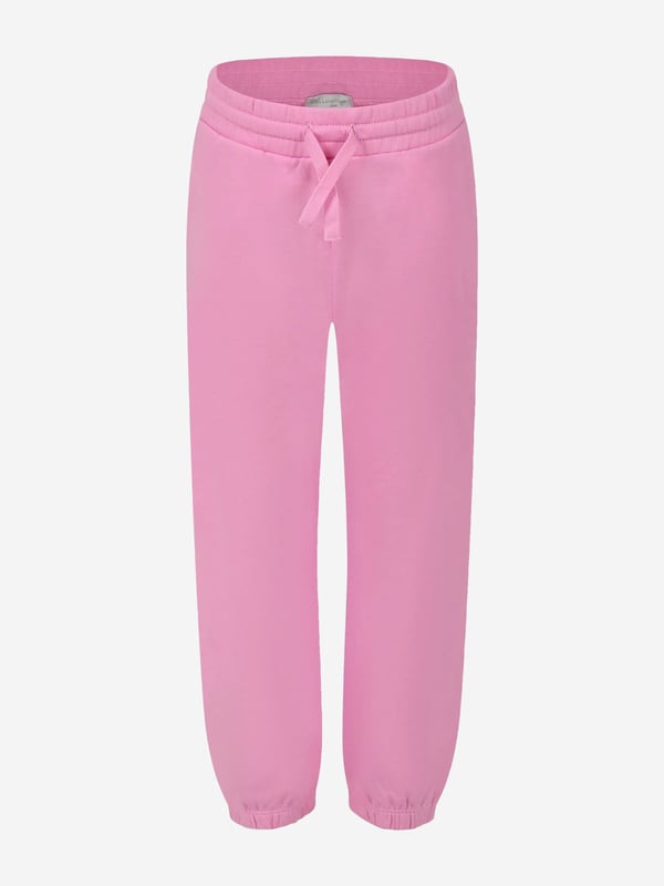 Introducing the sublime Stella McCartney Girls Logo Joggers in Pink an essential enhancement for your girl's wardrobe this SS2025. Meticulously tailored, each feature ensures a harmonious blend of elegance and comfort Chic Pink Shade Exude sophistication with the iconic pink hue, complementing any look with effortless charm. Signature Logo Detail Stella's revered branding accentuates these joggers, adding a distinctive touch of luxury. Premium Fabric Crafted from superior materials, ensuring both sustainability and softness for delicate skin.Revitalise her ensemble with this pink perfection. Purchase todaywhere style meets comfort.