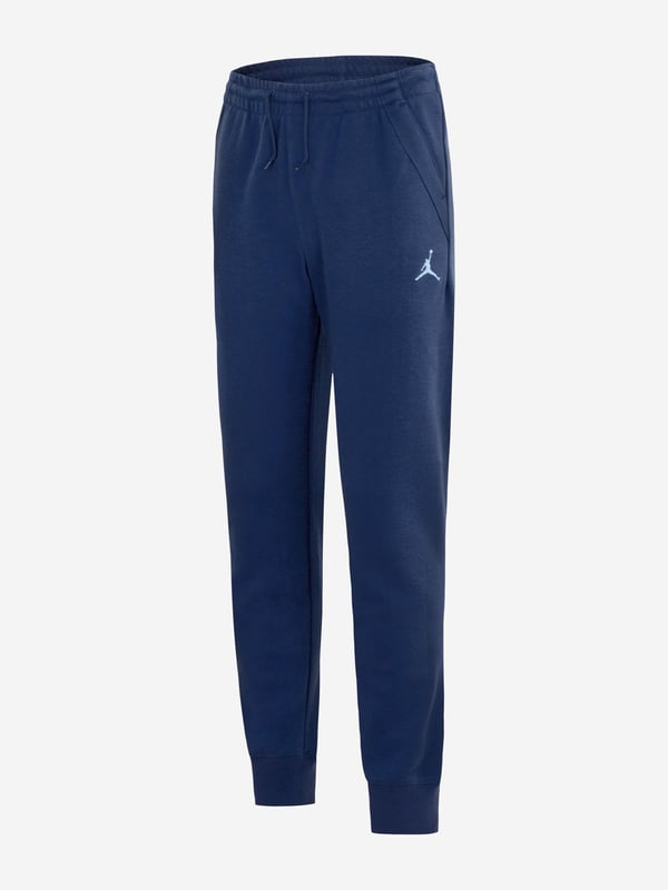 Boys See Me Shine Joggers in Blue Discover the Boys See Me Shine Joggers in Blue by Jordan, the quintessential addition to your boys wardrobe for AW2024. Crafted with the finesse youd expect from a designer label, these joggers ensure your child not only looks dapper but stays comfortable throughout his daily exploits. The highlights include Signature Style Radiant blue hue paired with Jordans iconic design creates a striking look. Supreme Comfort Soft, premium fabric guarantees all-day wearability. Versatile Wear Perfect for both casual outings and stylish gatherings. Elevate your boys style quotient with these sophisticated joggers today!