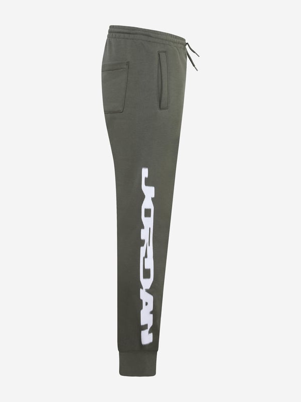 Introducing the Boys MJ Flight Joggers in Green by Jordan, a quintessential addition to your boy's AW2024 wardrobe. Melding iconic style with unmatched comfort, these joggers ensure your young one stands out with elegance. Key features include Distinctive Jordan Design Sports luxe aesthetic meets vibrant green hue. Premium Comfort Crafted from superior fabrics for all-day wear. Durability Engineered to withstand the rigours of playful adventures. Versatile Style Perfect for both casual outings and active sessions.Elevate your boy's fashion game with these stylish joggers from Jordan. Secure your pair today!