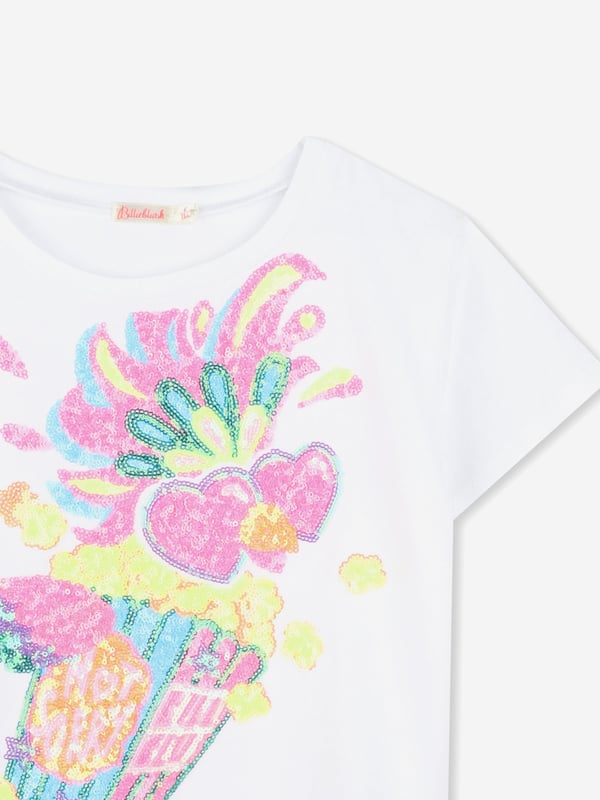 Billieblush apply a mischievous and quirky sensibility to their aesthetic portraits. This girls white short sleeve t-shirt embodies the label's passion for fun and eccentric fits. Engineered in soft cotton jersey. It features a vibrant popcorn and heart design, embellished with colourful sequins on the front. Round Neck Short Sleeves 100 Cotton Machine Wash 30C