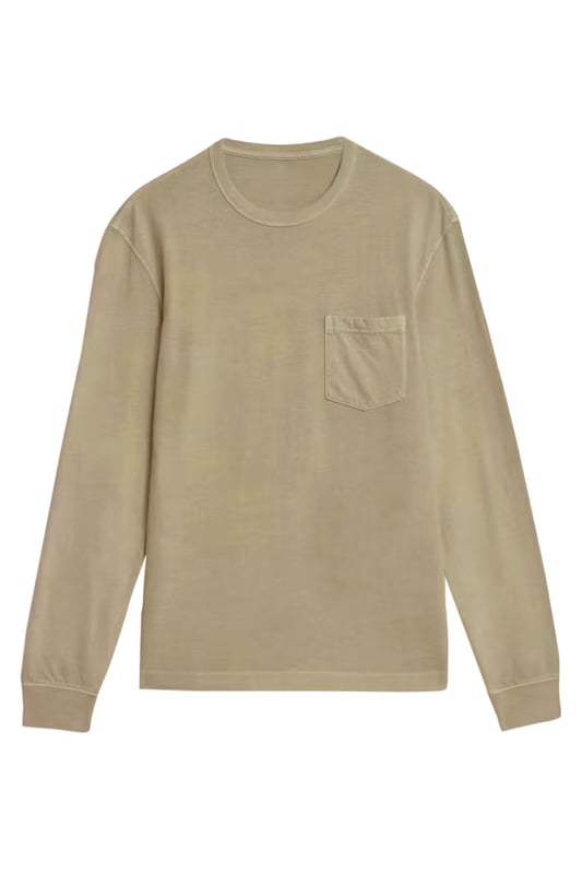 This long-sleeved t-shirt is garment-dyed for an authentic finish. Made to a comfy relaxed fit. It has a classic crew neck and a breast pocket that adds a stylish finishing touch to a versatile smart-casual essential. Cut from soft and breathable pure cotton for comfort, it has snug stretchy ribbed trims
Slub Jersey Cotton Fabric
Crew Neck
27" Shoulder to Hem
Sizing: As expected 
Fit: Relaxed
These are last season stock originally made for M&S.